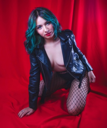 Ирочка, 18 лет, 2 размер груди